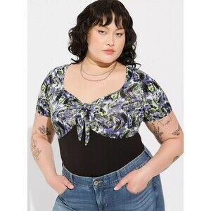 NWT Torrid x Beetlejuice Super Soft Tie Front Top Size 4 / 26 Plus (AS IS)